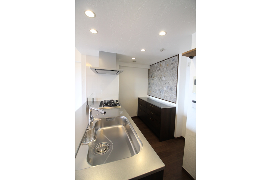 リノベーションしたマンションのキッチン